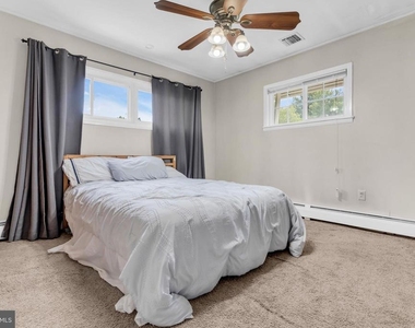 129 Plumbridge Drive - Photo Thumbnail 9