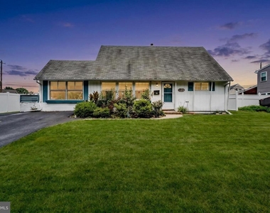 129 Plumbridge Drive - Photo Thumbnail 1