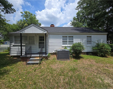 2705 Pecan - Photo Thumbnail 3