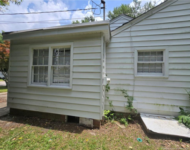 2705 Pecan - Photo Thumbnail 2