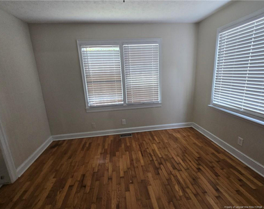 2705 Pecan - Photo Thumbnail 6