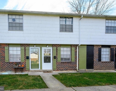 152 Roberta Jean Avenue - Photo Thumbnail 7
