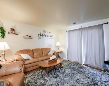 152 Roberta Jean Avenue - Photo Thumbnail 2
