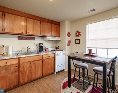152 Roberta Jean Avenue - Photo Thumbnail 1