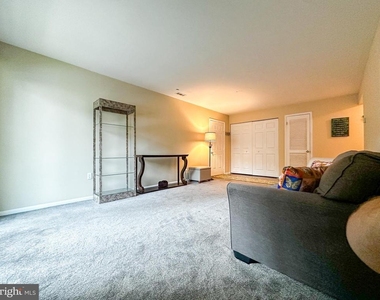15 Scotch Pine Drive - Photo Thumbnail 3