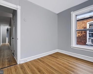 309 Academy Street - Photo Thumbnail 17