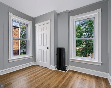309 Academy Street - Photo Thumbnail 16