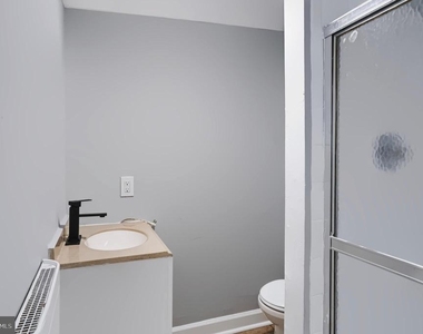 309 Academy Street - Photo Thumbnail 15