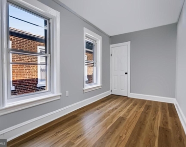 309 Academy Street - Photo Thumbnail 18
