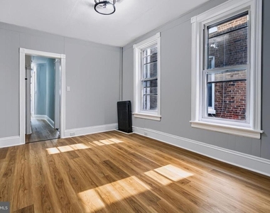 309 Academy Street - Photo Thumbnail 9