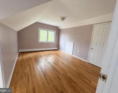 580 Village Rd W - Photo Thumbnail 30