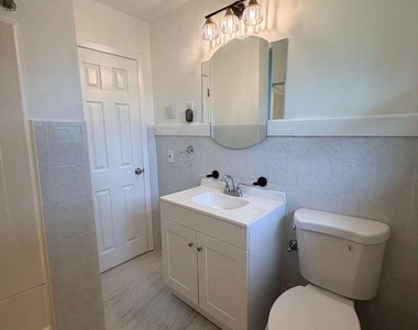 580 Village Rd W - Photo Thumbnail 21