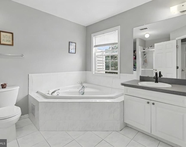 16 Shelley Circle - Photo Thumbnail 29