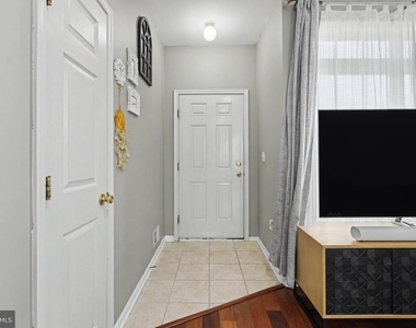 16 Shelley Circle - Photo Thumbnail 5