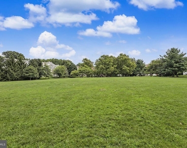 16 Shelley Circle - Photo Thumbnail 42