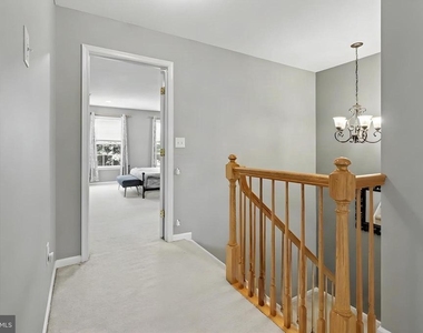 16 Shelley Circle - Photo Thumbnail 24