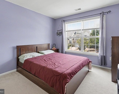 16 Shelley Circle - Photo Thumbnail 38
