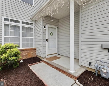16 Shelley Circle - Photo Thumbnail 4