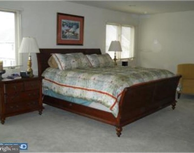 9 Lexington Court - Photo Thumbnail 5