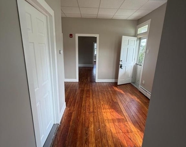 264 Kings Highway - Photo Thumbnail 5