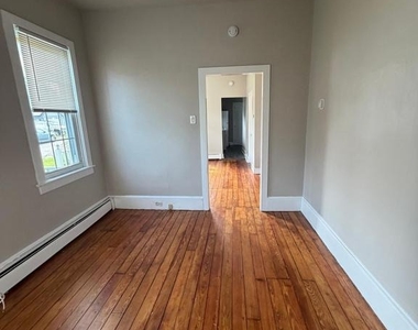 264 Kings Highway - Photo Thumbnail 10