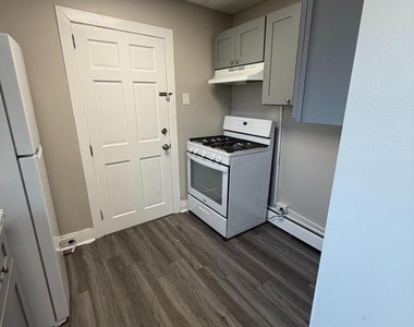 264 Kings Highway - Photo Thumbnail 4