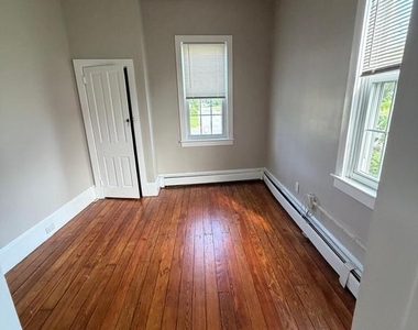 264 Kings Highway - Photo Thumbnail 8