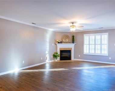 700 Hogart Street - Photo Thumbnail 1