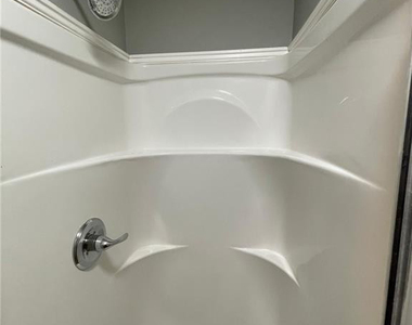 805 Chatham Street - Photo Thumbnail 5