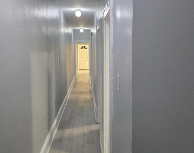 4307 Maple Avenue - Photo Thumbnail 8