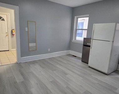 4307 Maple Avenue - Photo Thumbnail 18