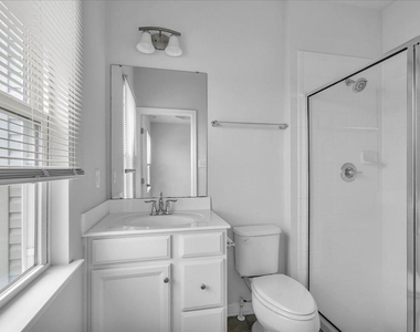 7 Hamilton Court - Photo Thumbnail 13