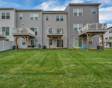 7 Hamilton Court - Photo Thumbnail 16