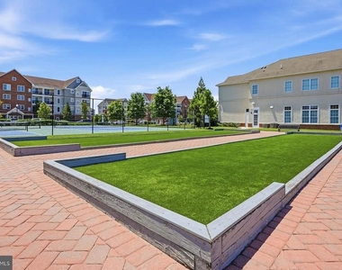 1200 #1230 Whirlaway Lane - Photo Thumbnail 13