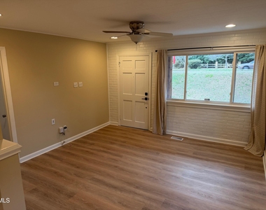 3117 Tryon Road - Photo Thumbnail 6