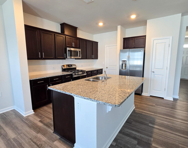 5035 Kota Street - Photo Thumbnail 5