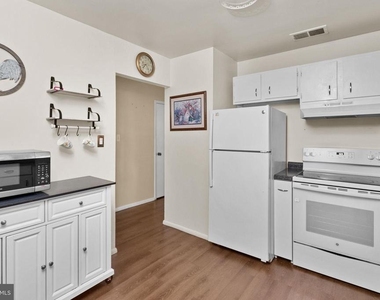 14 Florence Tollgate Place - Photo Thumbnail 7