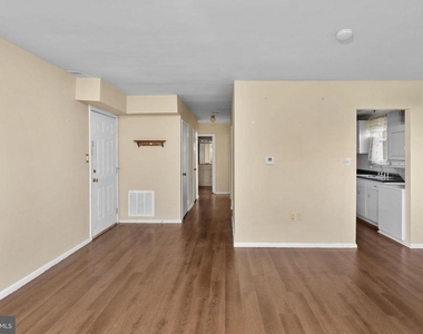 14 Florence Tollgate Place - Photo Thumbnail 2