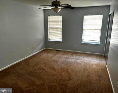 1504 Coventry Way - Photo Thumbnail 13
