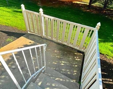 1504 Coventry Way - Photo Thumbnail 19