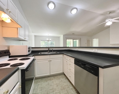 3622 Wellington Ridge Loop - Photo Thumbnail 11