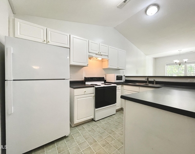 3622 Wellington Ridge Loop - Photo Thumbnail 10