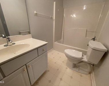 3622 Wellington Ridge Loop - Photo Thumbnail 12