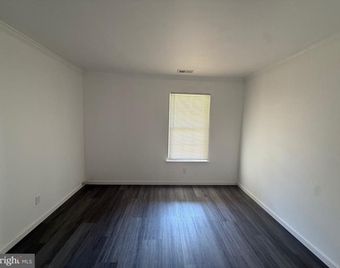 1705 Heatherstone Court - Photo Thumbnail 29