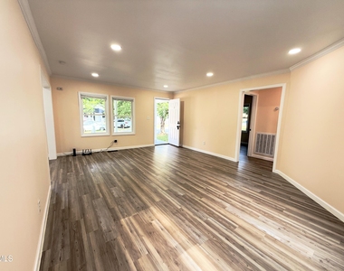 417 North Street - Photo Thumbnail 9