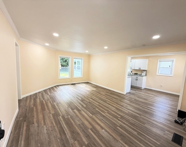 417 North Street - Photo Thumbnail 1