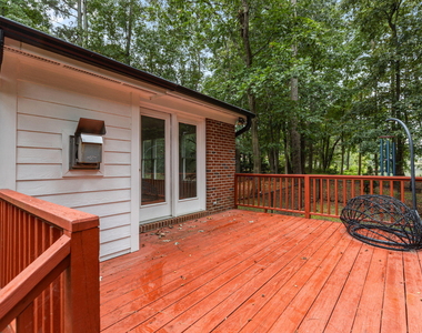 109 Oaklake Court - Photo Thumbnail 35