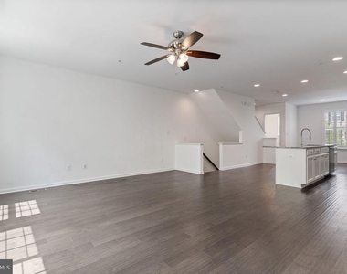 23048 Mountain Laurel Lane - Photo Thumbnail 11