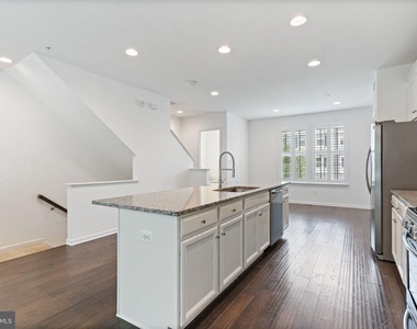 23048 Mountain Laurel Lane - Photo Thumbnail 3