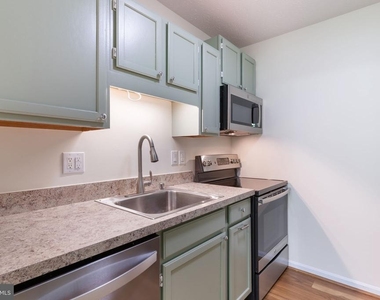 23240 Rosewood Court - Photo Thumbnail 8